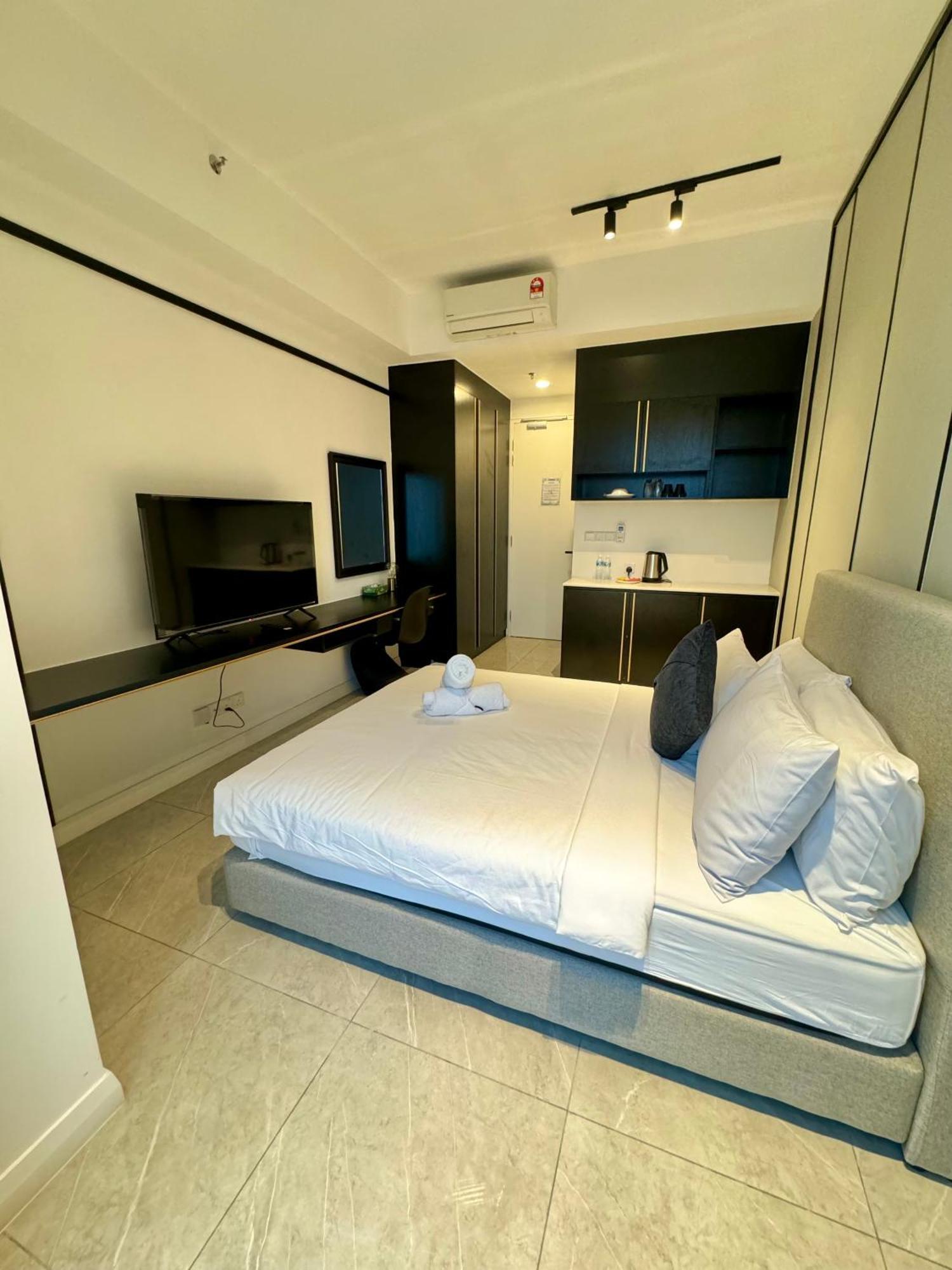 Axon Infinity Pool Kl Apartment Kuala Lumpur Exterior photo