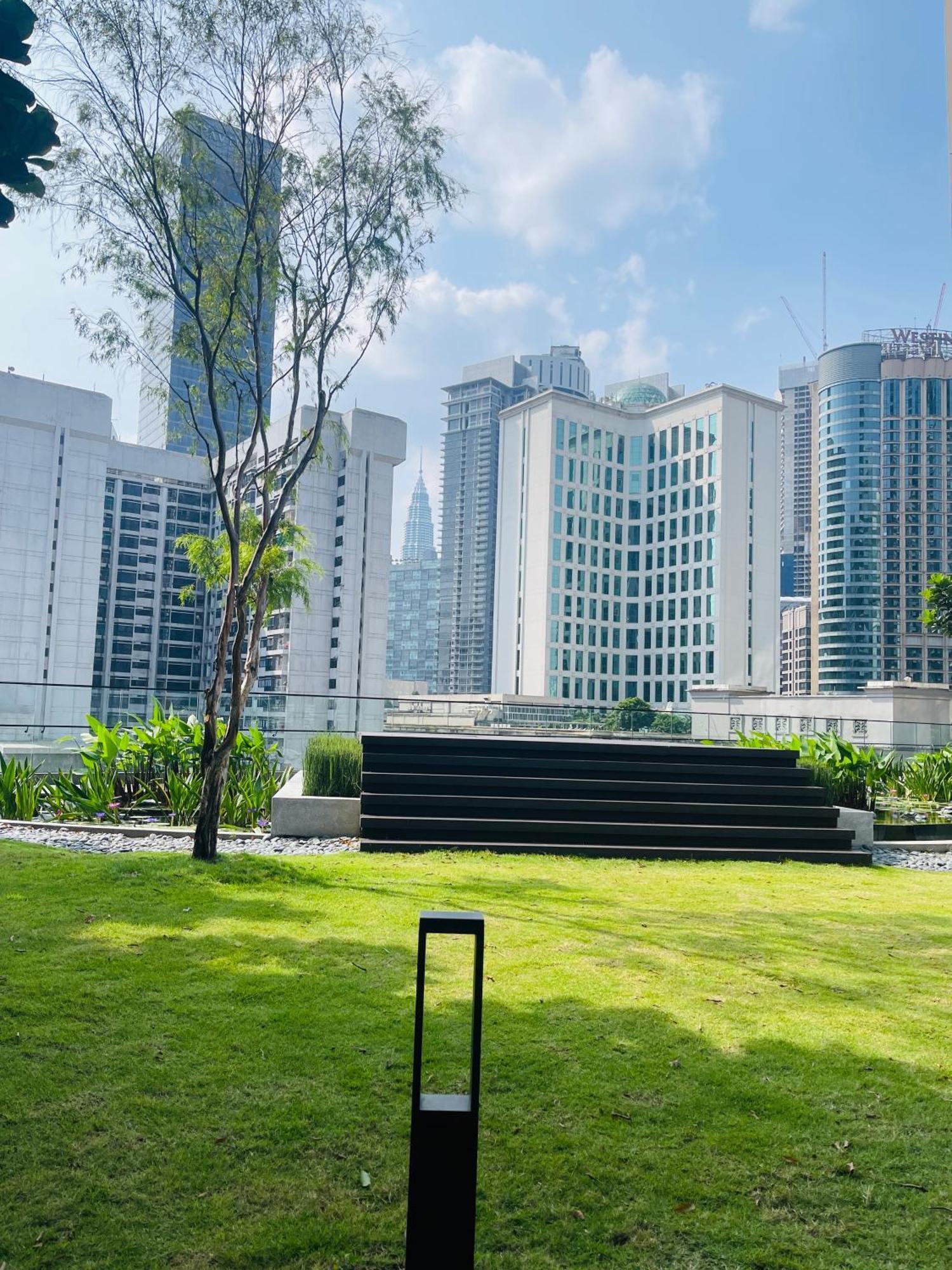 Axon Infinity Pool Kl Apartment Kuala Lumpur Exterior photo